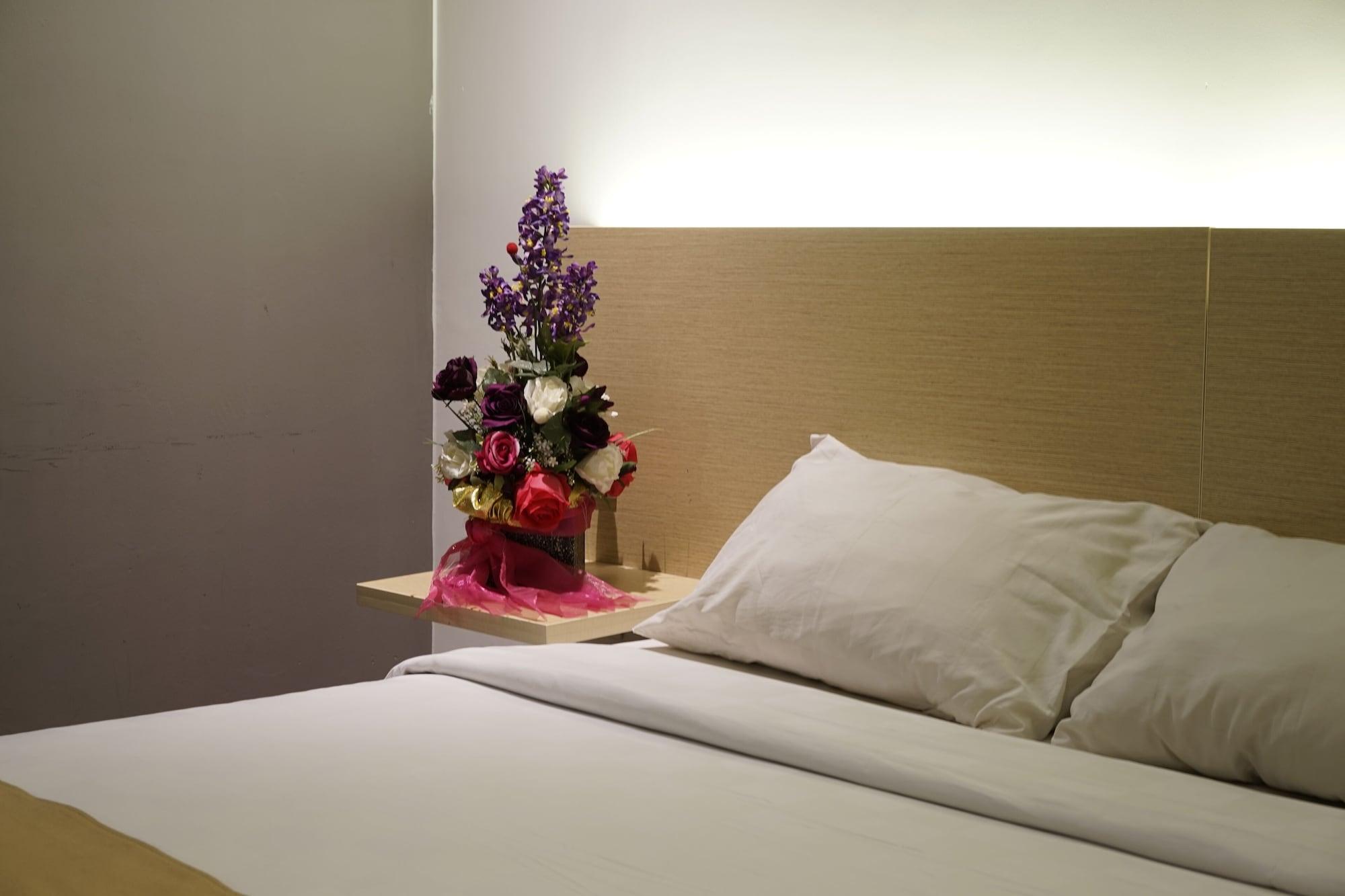 Yunna Hotel Lampung Bandar Lampung Esterno foto