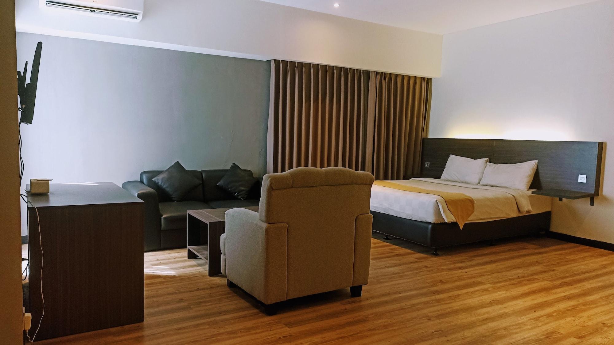 Yunna Hotel Lampung Bandar Lampung Esterno foto