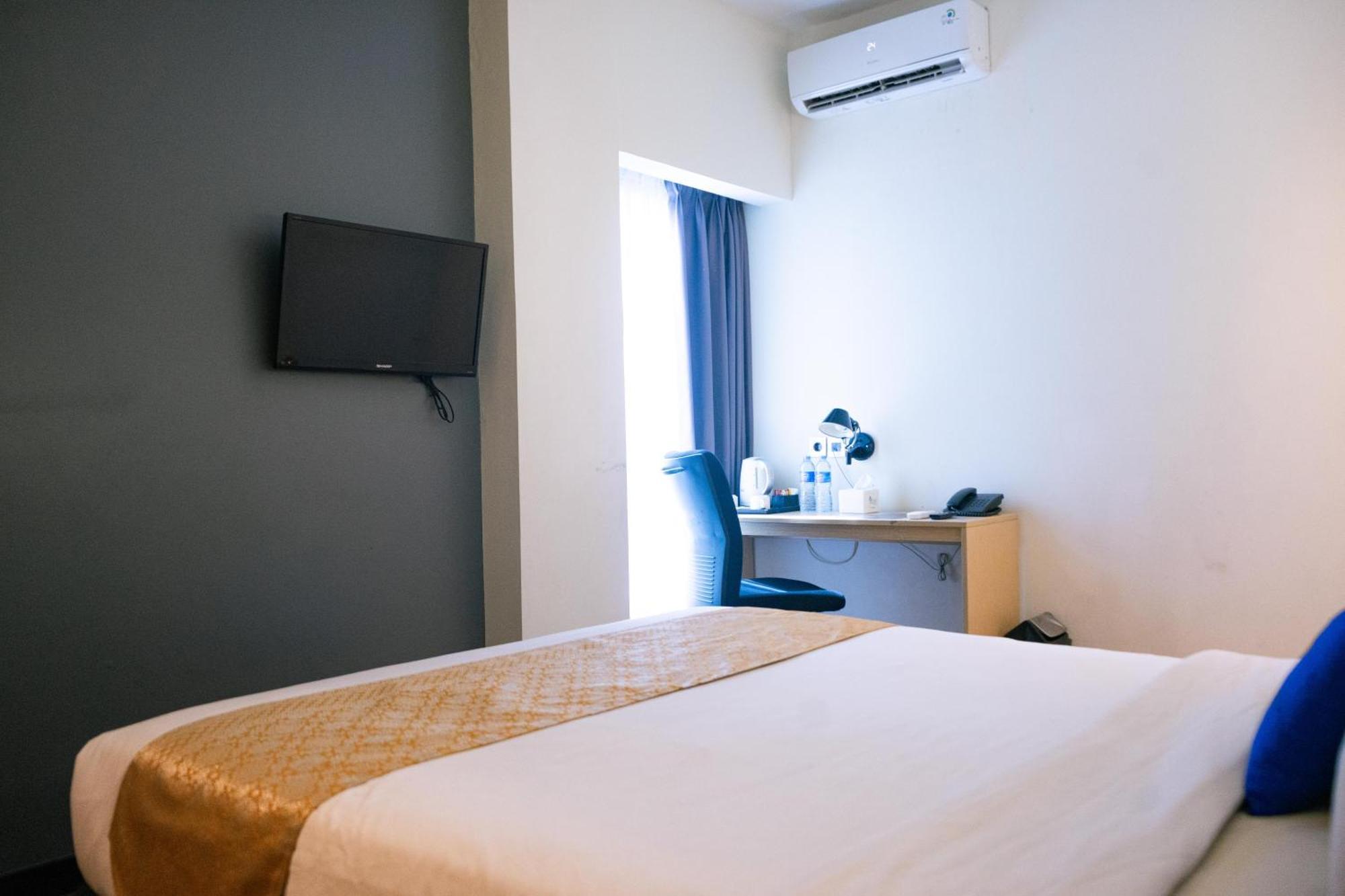 Yunna Hotel Lampung Bandar Lampung Esterno foto