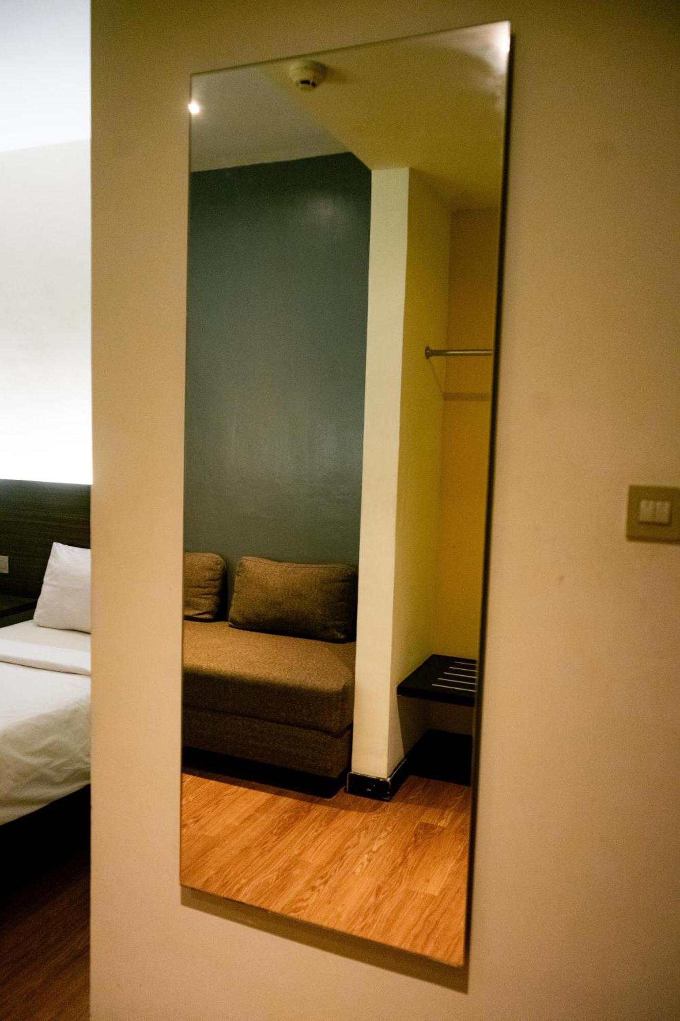Yunna Hotel Lampung Bandar Lampung Esterno foto